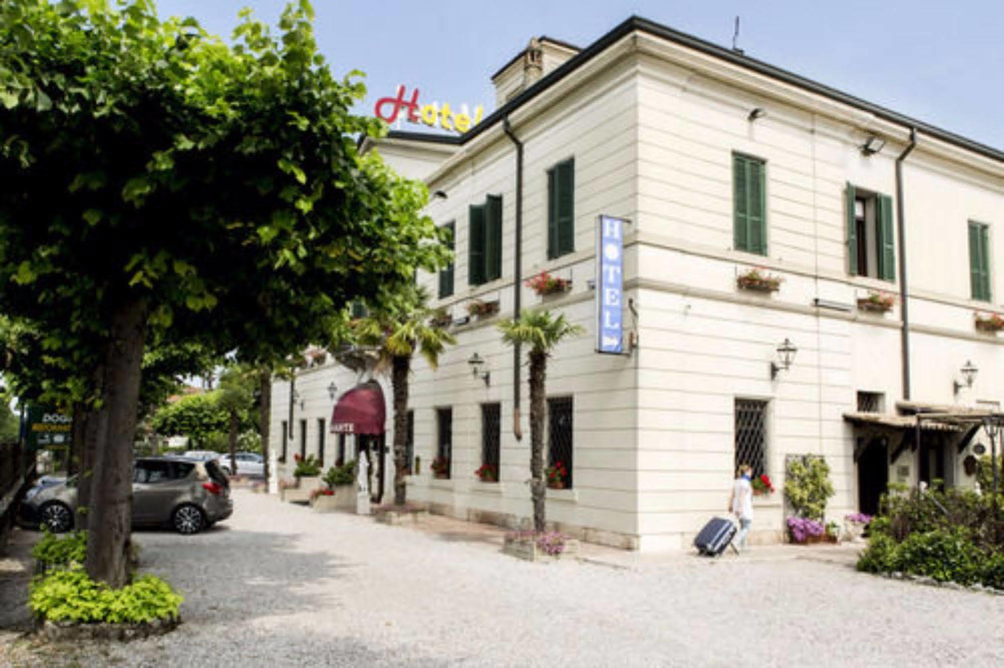 Dogana Hotel